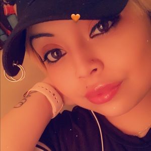 Meet your Posher, Andrea